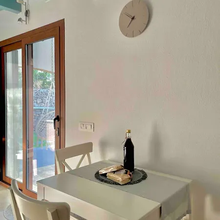 Ferienhaus Olas, 500m From The Sea With Private Pool