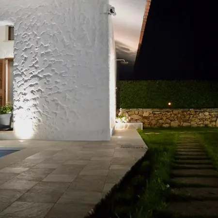 Ferienhaus Olas, 500m From The Sea With Private Pool *