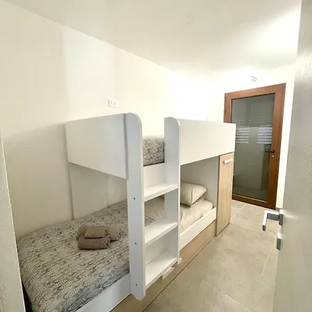 Olas, 500m From The Sea With Private Pool * Agrustos