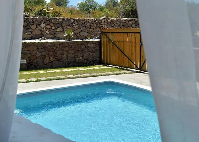 Olas, 500m From The Sea With Private Pool *