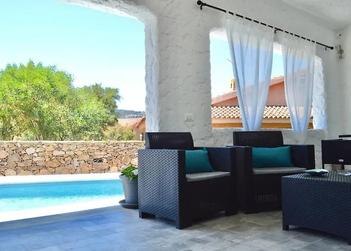 Nyaraló Olas, 500m From The Sea With Private Pool *